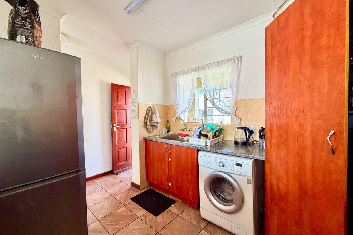 2 Bedroom Apartment to Rent in Norton Home Estate - Photo 4