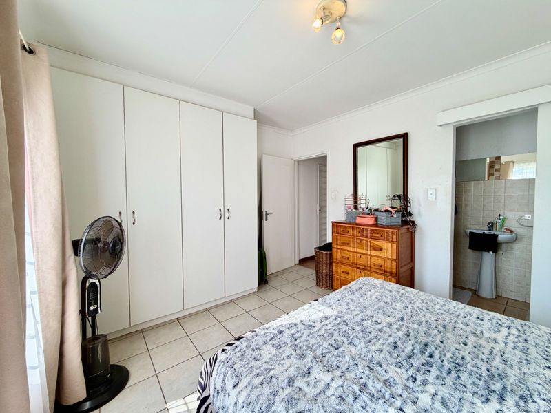 2 Bedroom Apartment to Rent in Norton Home Estate - Photo 8