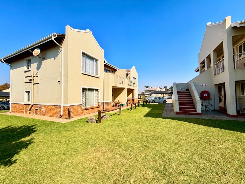 2 Bedroom Apartment to Rent in Norton Home Estate - Photo 2