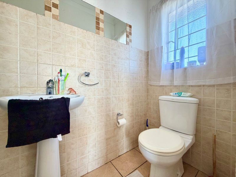 2 Bedroom Apartment to Rent in Norton Home Estate - Photo 9