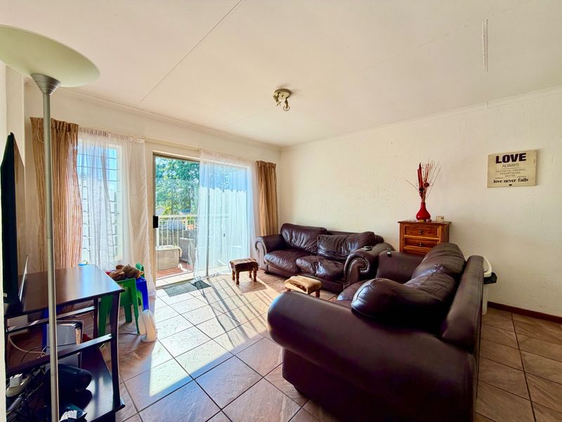 2 Bedroom Apartment to Rent in Norton Home Estate - Photo 5