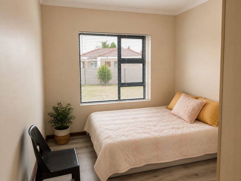 2 Bedroom Townhouse in Flamwood's Secure Estate - Photo 4
