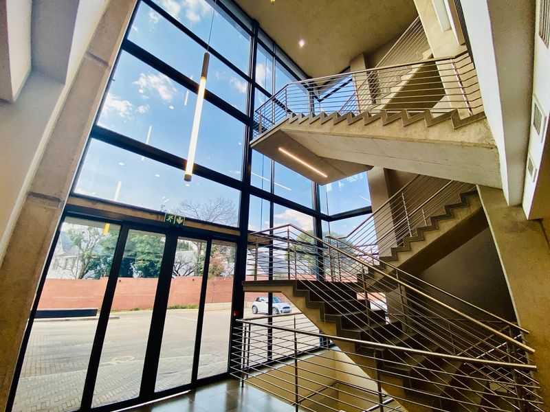 Prime Office Space Available In Lynnwood - Photo 2