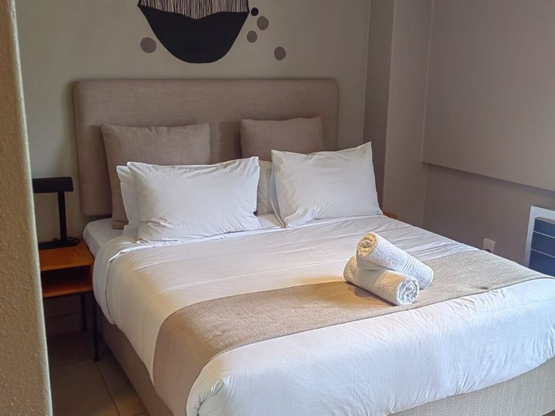 Furnished BlackBrick Bedfordview Studio (No Air BnB ) - Photo 5