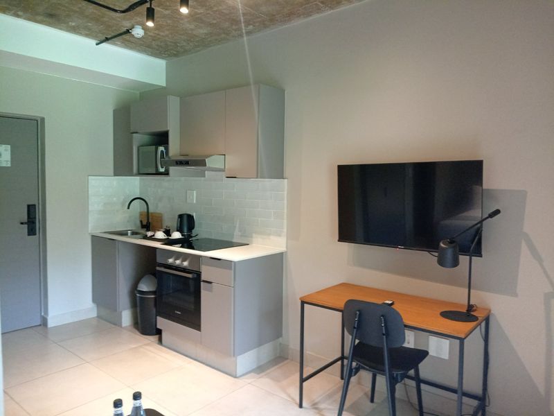 Furnished BlackBrick Bedfordview Studio (No Air BnB ) - Photo 3