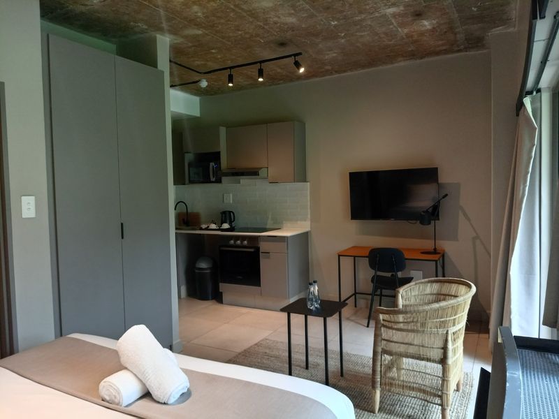 Furnished BlackBrick Bedfordview Studio (No Air BnB ) - Photo 4