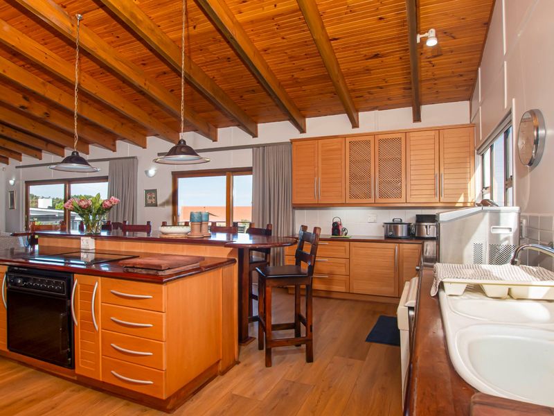 Oceanfront Paradise in Brenton-on-Sea: Panoramic Views, Luxury Living & Conservancy Serenity - Photo 7