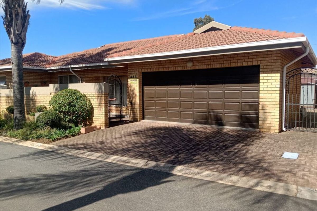 Discover Your Perfect Three-Bedroom Family Haven - Photo 3