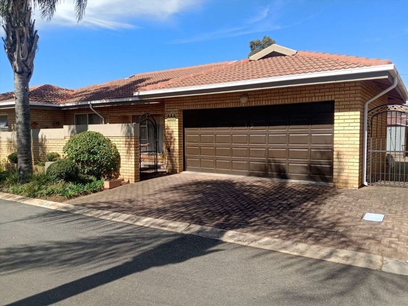 Discover Your Perfect Three-Bedroom Family Haven - Photo 3