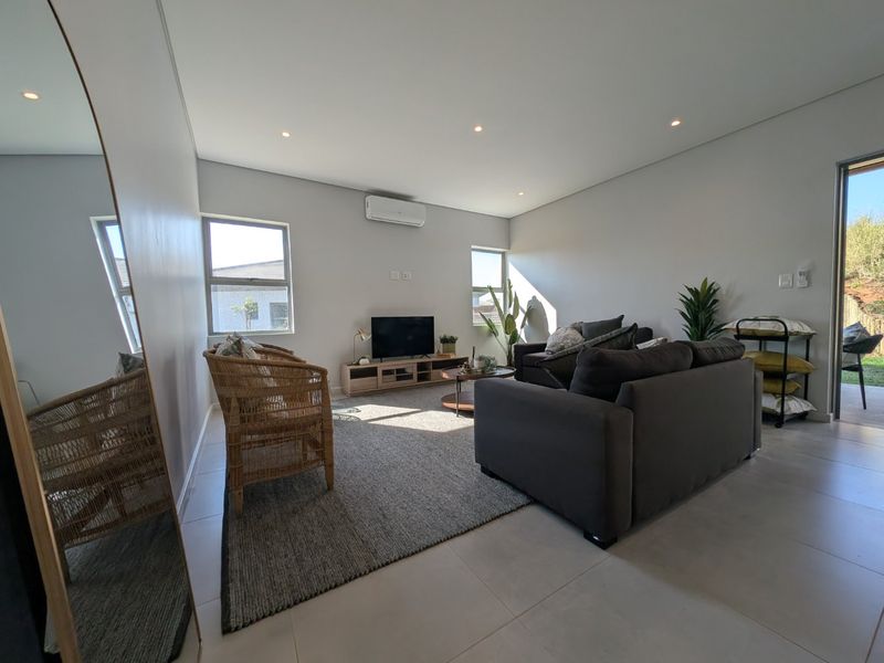 Capri Village  - Salta, Sibaya - No Transfer Duty - Brand new  LAST remaining opportunity -3-bedroom freestanding simplex in the sought-after over  Capri - over50's estate  -  pet friendly and wonderful amenities - Fully airconditioned and partially fenced - ready for occupation - Photo 8
