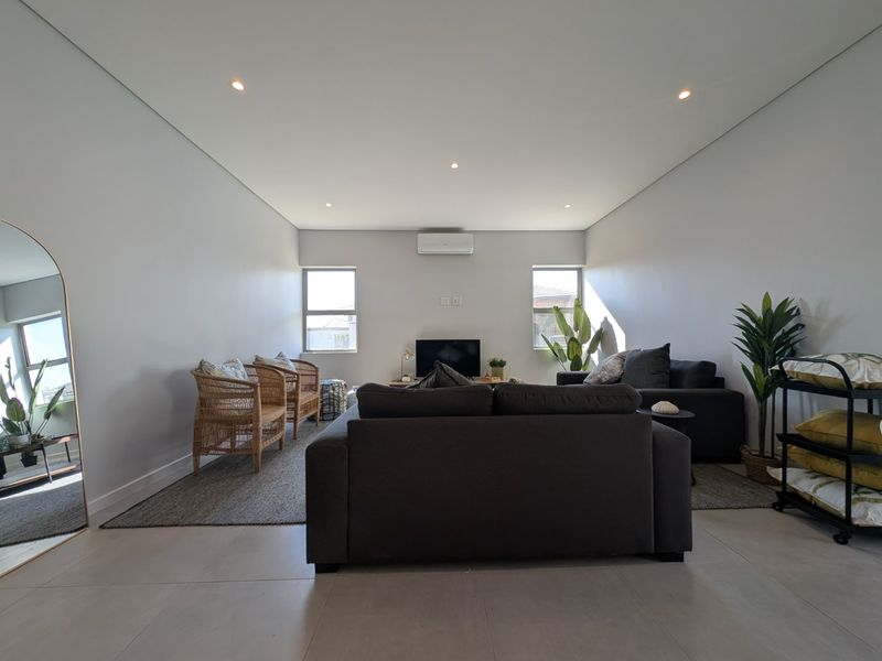 Capri Village  - Salta, Sibaya - No Transfer Duty - Brand new  LAST remaining opportunity -3-bedroom freestanding simplex in the sought-after over  Capri - over50's estate  -  pet friendly and wonderful amenities - Fully airconditioned and partially fenced - ready for occupation - Photo 9