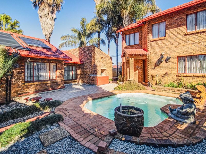 A Home Like No Other - Photo 1