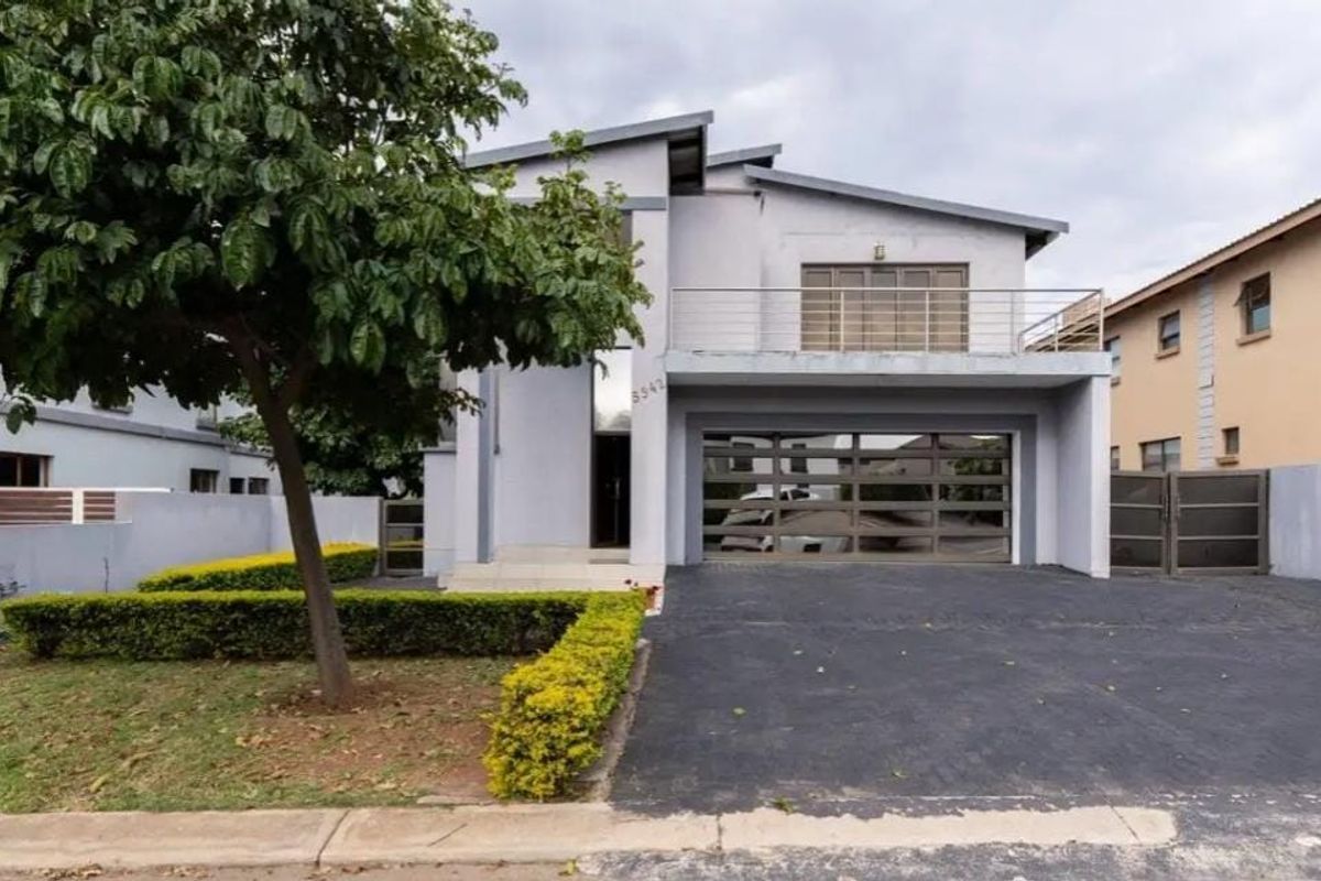Family-friendly home in Woodhill Estate - Photo 4