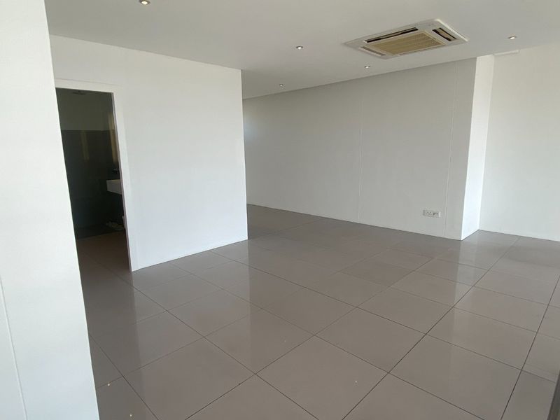 135 Premium Commercial Space to Let  - Photo 7