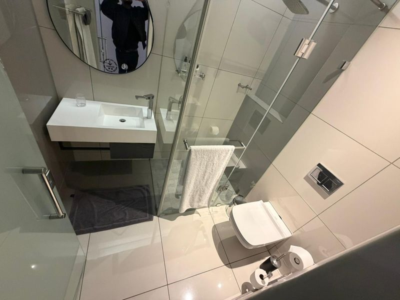 Ideal 1 bed furnished  lock up and go apartment. - Photo 7