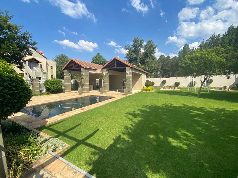 Cara Bianca – Tranquil Apartment Lifestyle Living in Fourways - Photo 1