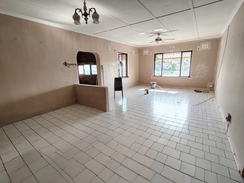 3 Bedroom house for rent in Fynnland R14,000pm - Photo 3