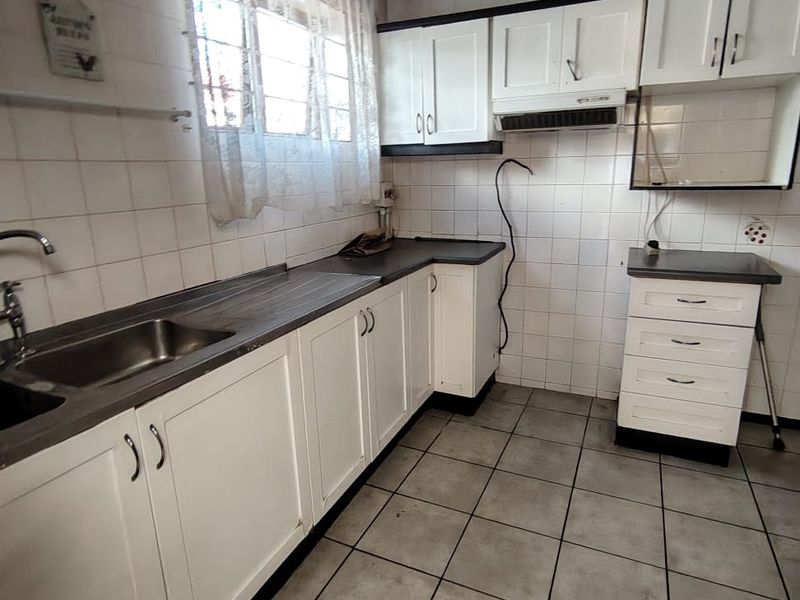 3 Bedroom house for rent in Fynnland R14,000pm - Photo 9