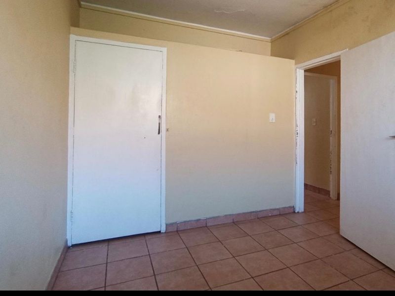 2 bedroom apartment in sunnyside for sale - Photo 9