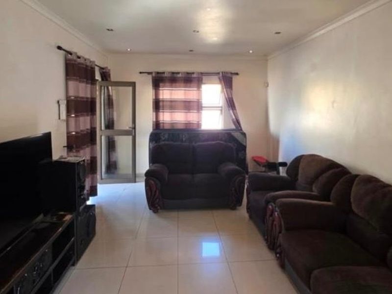 Comfort, Convenience, & Charm all in one beautiful family Home !!! - Photo 9