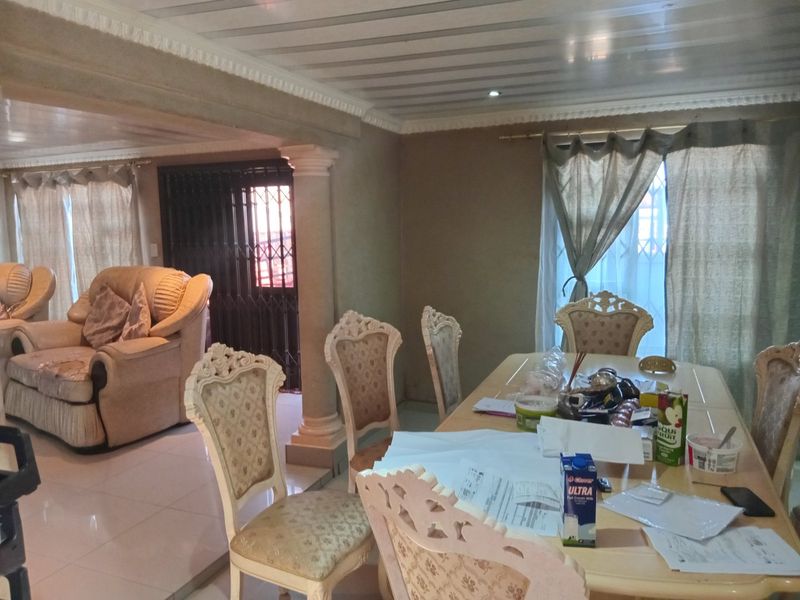3 Bed House in Villa Liza for Sale - Photo 8