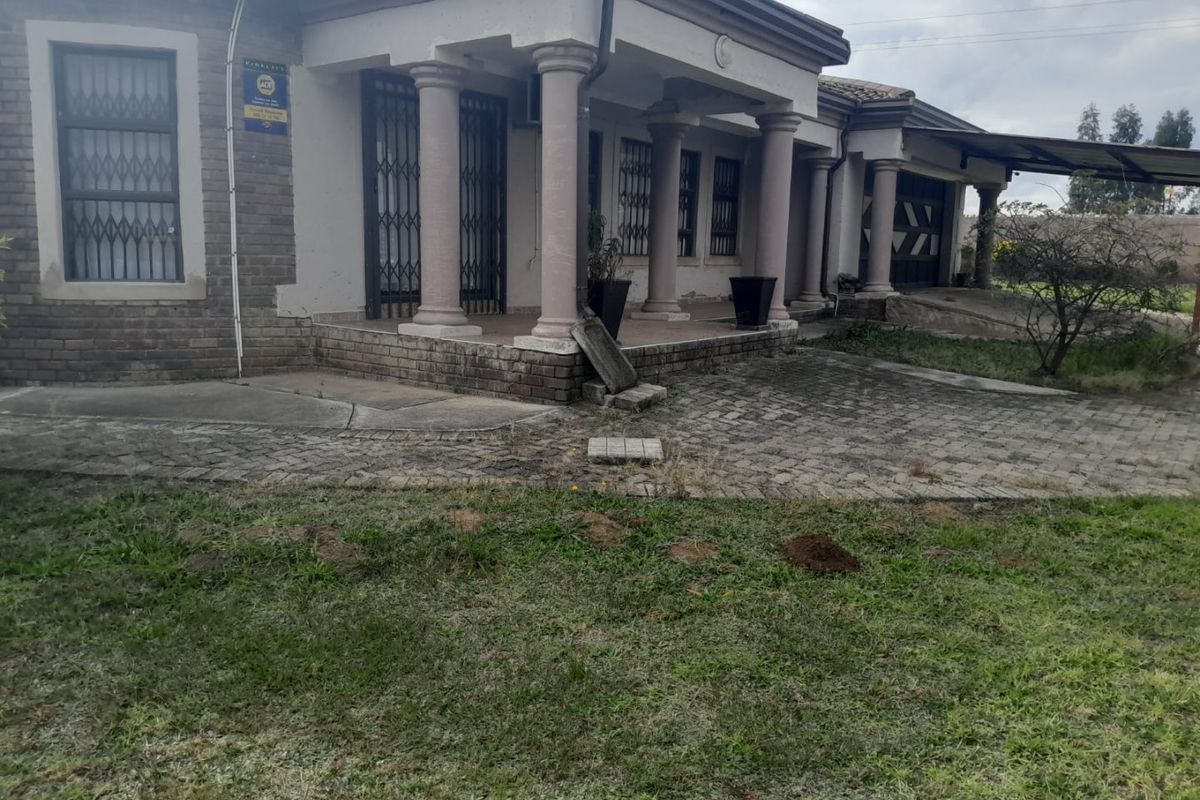 5 Bed House in Vryheid East, Vryheid for Sale - Photo 3