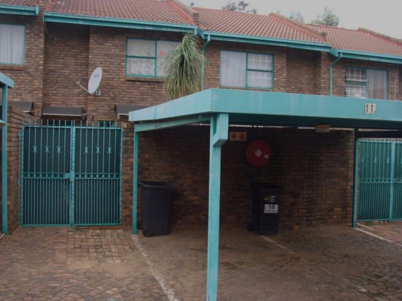 2 bedrooms townhouse for sale in Valhalla  - Photo 1