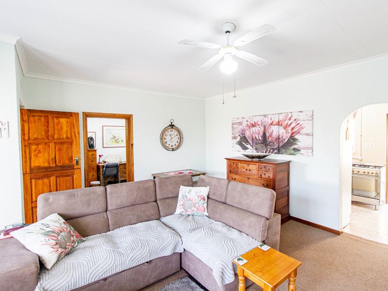 Charming Helderkruin Townhouse Oasis - Photo 5