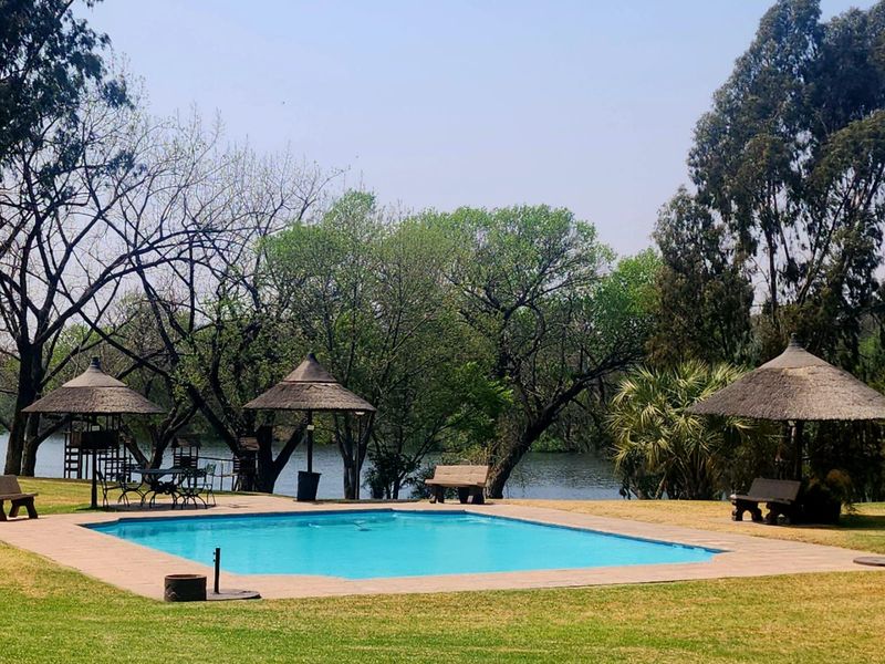 Exclusive Vaal River Four bedroom Townhouse For Sale - Photo 7