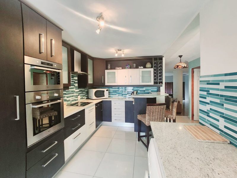 Exclusive Vaal River Four bedroom Townhouse For Sale - Photo 8
