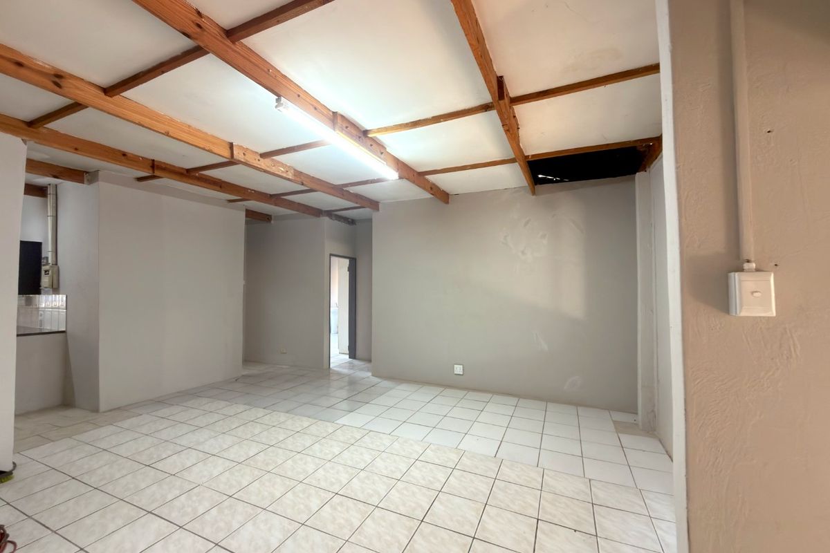 2-Bedroom House to Rent – Brits - Photo 4
