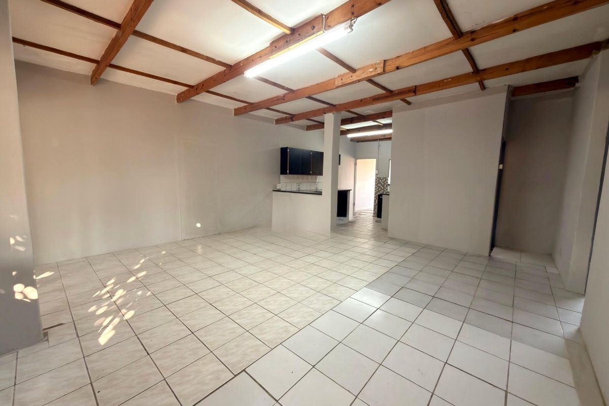 2-Bedroom House to Rent – Brits - Photo 2
