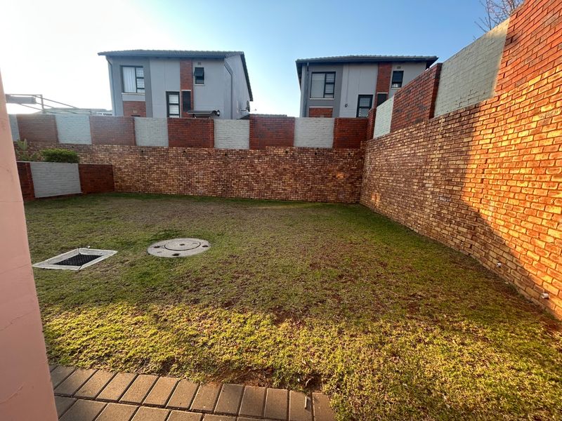 3 bedrooms house for rental in Amberfield estate  - Photo 2