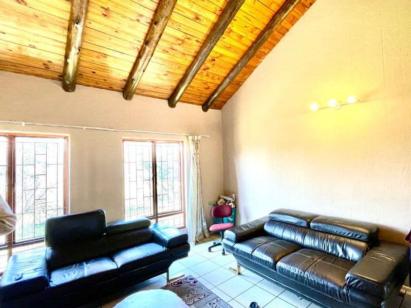Well Priced  3 Bedroom 2 Bathroom To Go - Photo 7