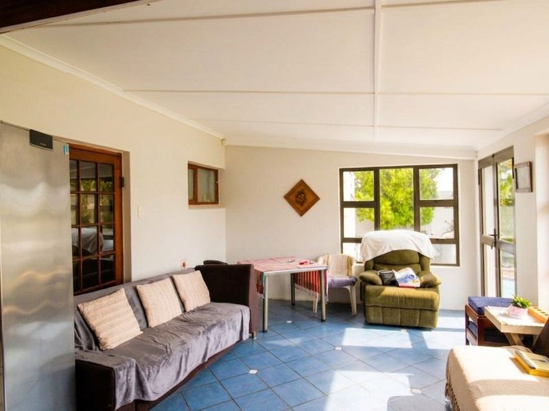 Pristine Older Home with Exceptional Versatility & Flatlet Discover Timeless Elegance and Endless Possibility - Photo 7