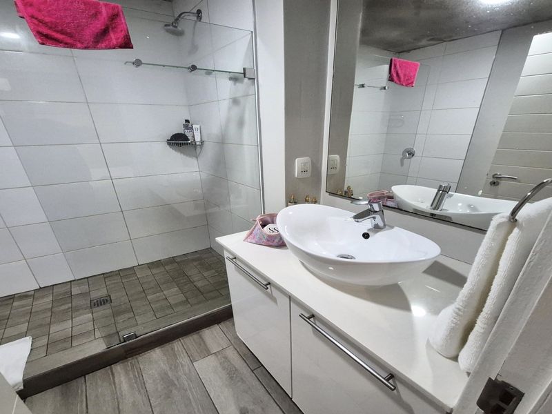 1 bedroom, 1 bathroom apartment in Ashlea gardens  - Photo 6