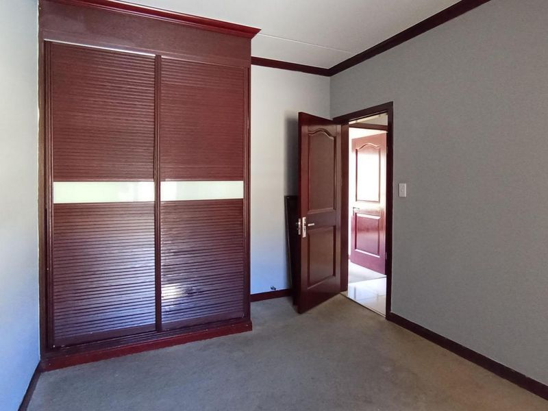 Modern 2 Bedroom Apartment with Garden Views in Rosa Royale, Summerset - Photo 7