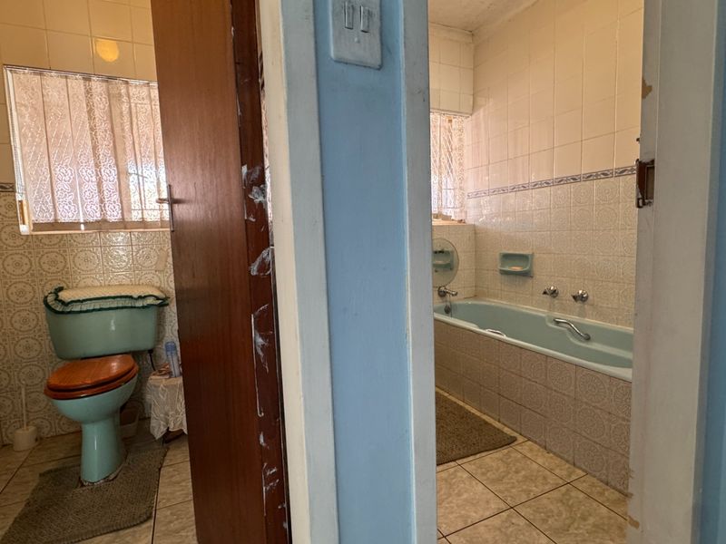 Well appointed, with exceptional value in Vanderbijlpark, SE7 - Photo 10