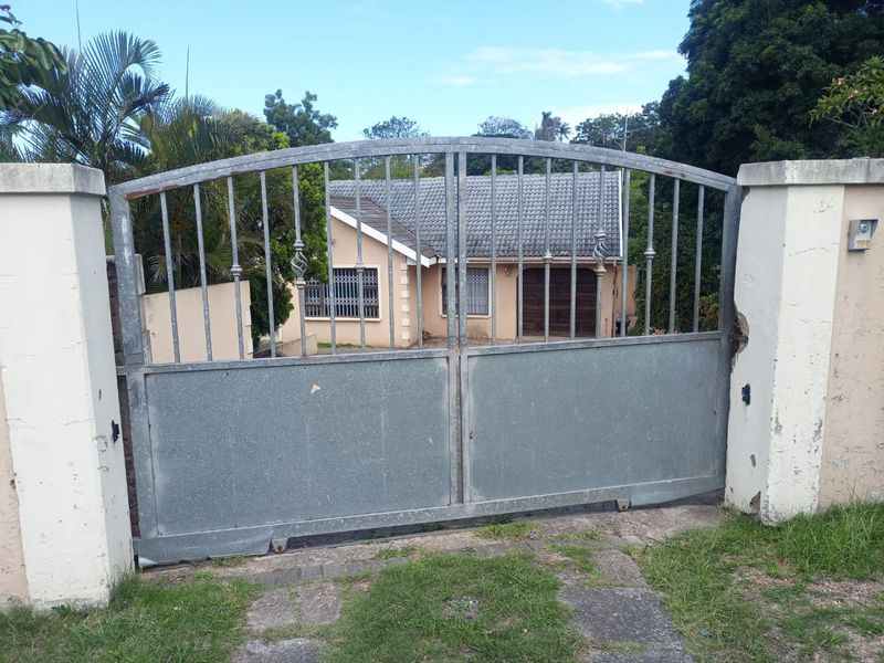3 Bed House in Amalinda North, Amalinda for Sale - Photo 3