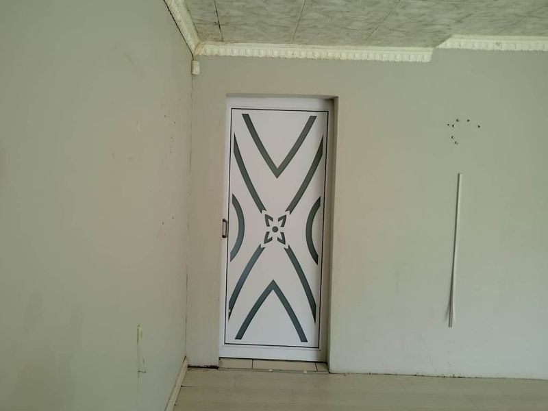 3 Bed House in Amalinda North, Amalinda for Sale - Photo 8