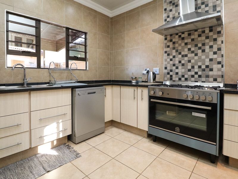 Move-In Ready with Stylish Modern Finishes! - Photo 8