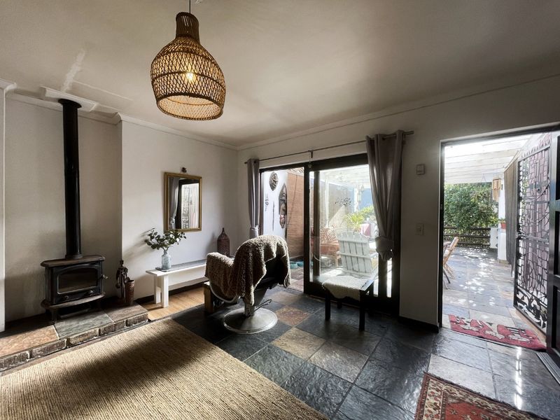 Elevated Family Home with Panoramic Views - Photo 9