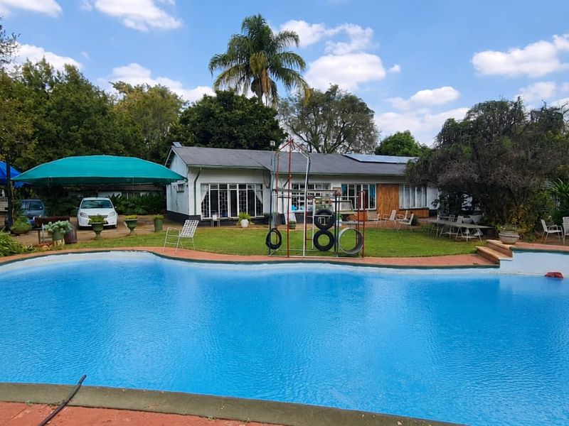 Expansive 2.1 Hectare Smallholding for Sale in Bon Accord - COME MAKE A OFFER  - Photo 1