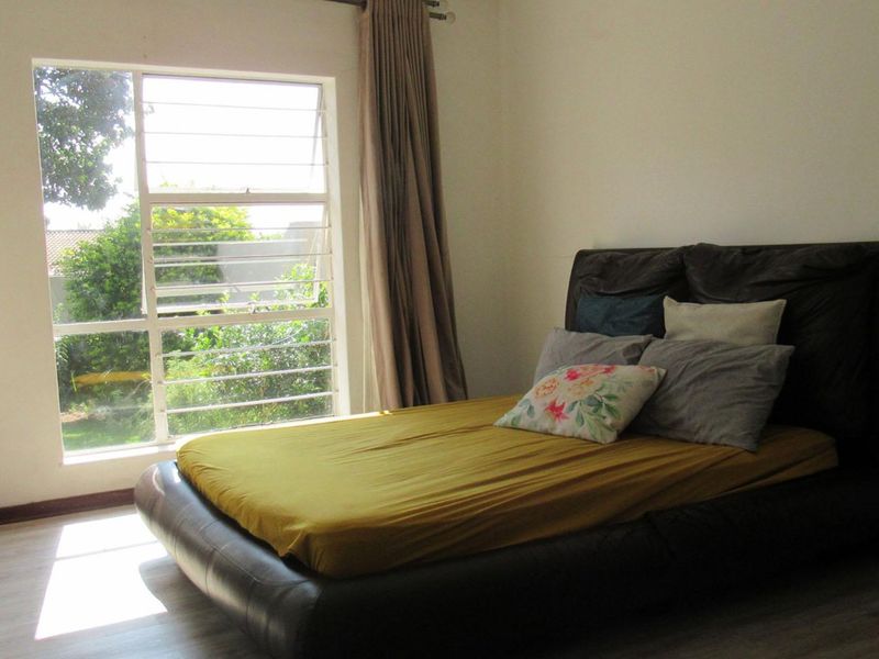3 Bedroom Townhouse for Sale in Buccleuch - Photo 5