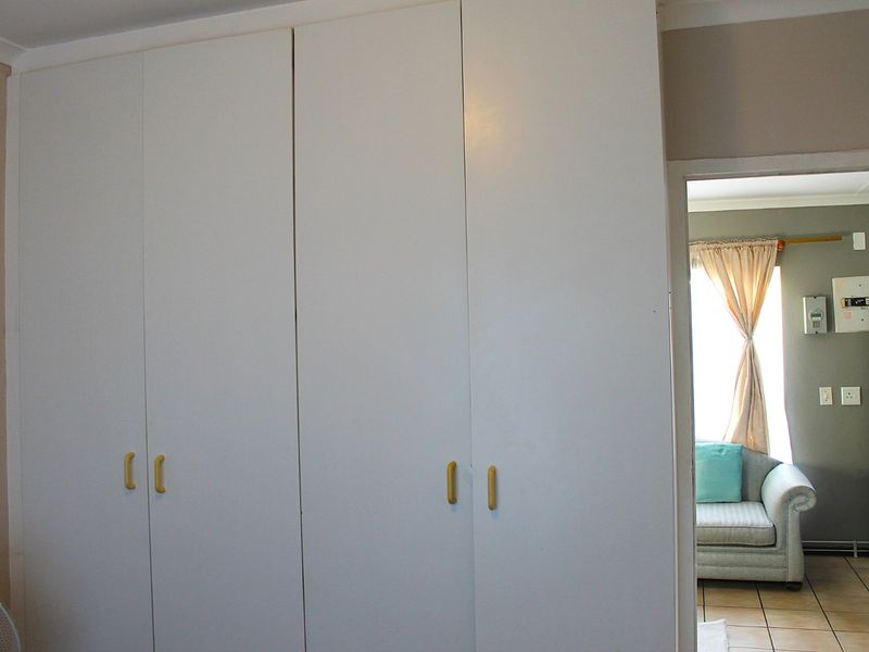 Investor Property - Photo 5