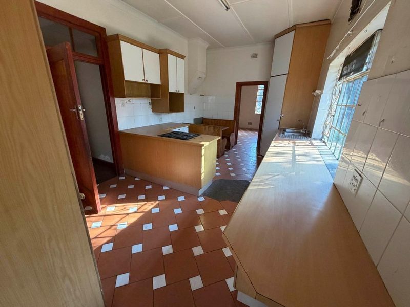 3 bed Rental Property Available in Linbro Park - Photo 10