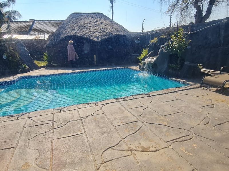 Exceptional Investment Opportunity | Luxury Home with Income Potential in Heuweloord - Photo 5