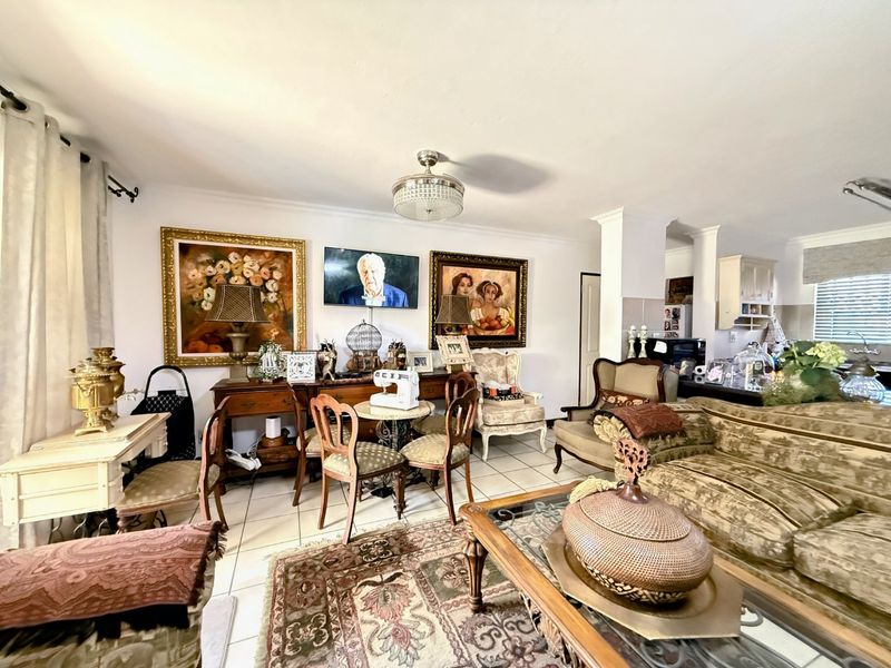 Spacious & Secure Retirement Living in Sought-After Olive Crescent Retirement Village  - Photo 3
