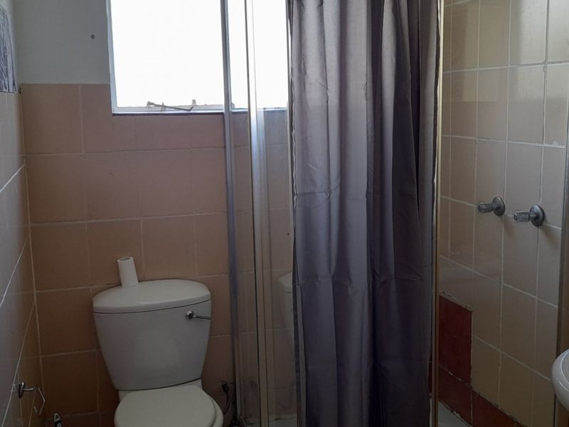 Kensington home ...Live comfortably. Earn monthly rental income. Invest wisely. - Photo 7