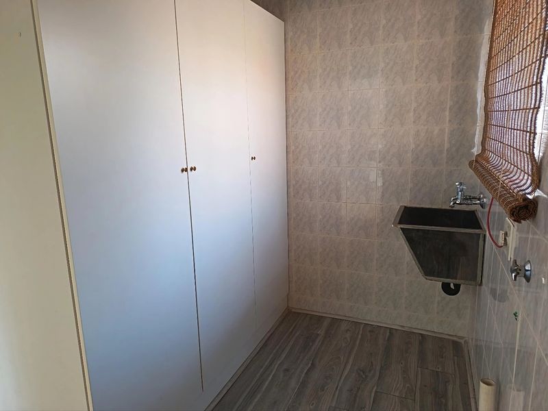 Secure Retirement Living with Frail-care facilities - Photo 9